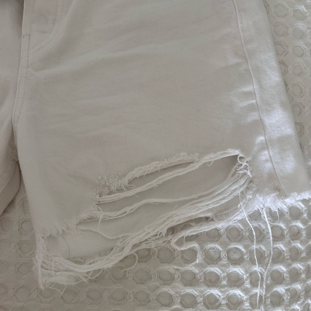 Rag & Bone White Distressed Maya High-Rise Midi Jean Shorts Size 29 - Picture 6 of 7